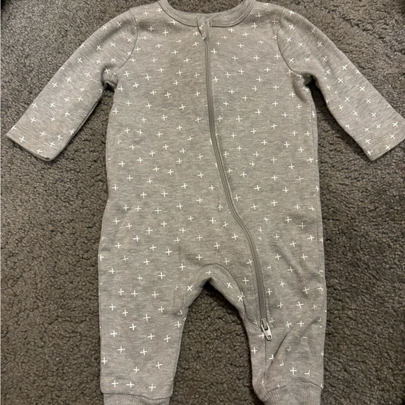 ✨5 for $10✨ cloud island sleeper - Picture 1 of 1